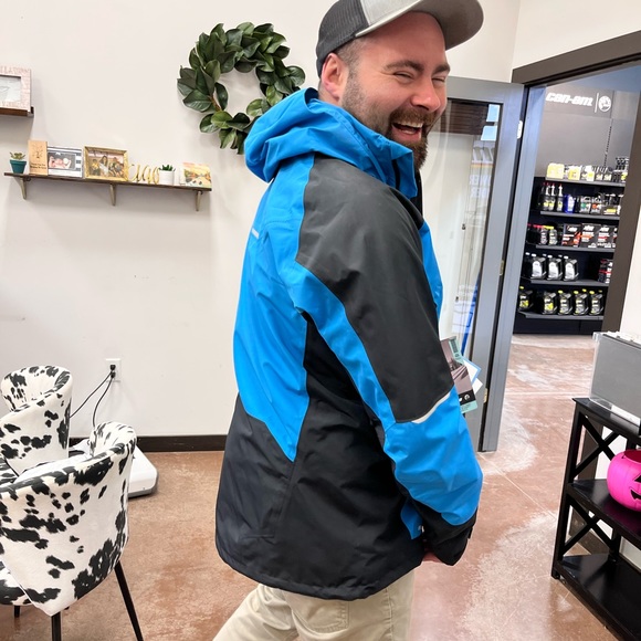 SKI-DOO RIDING JACKET - Picture 3 of 3